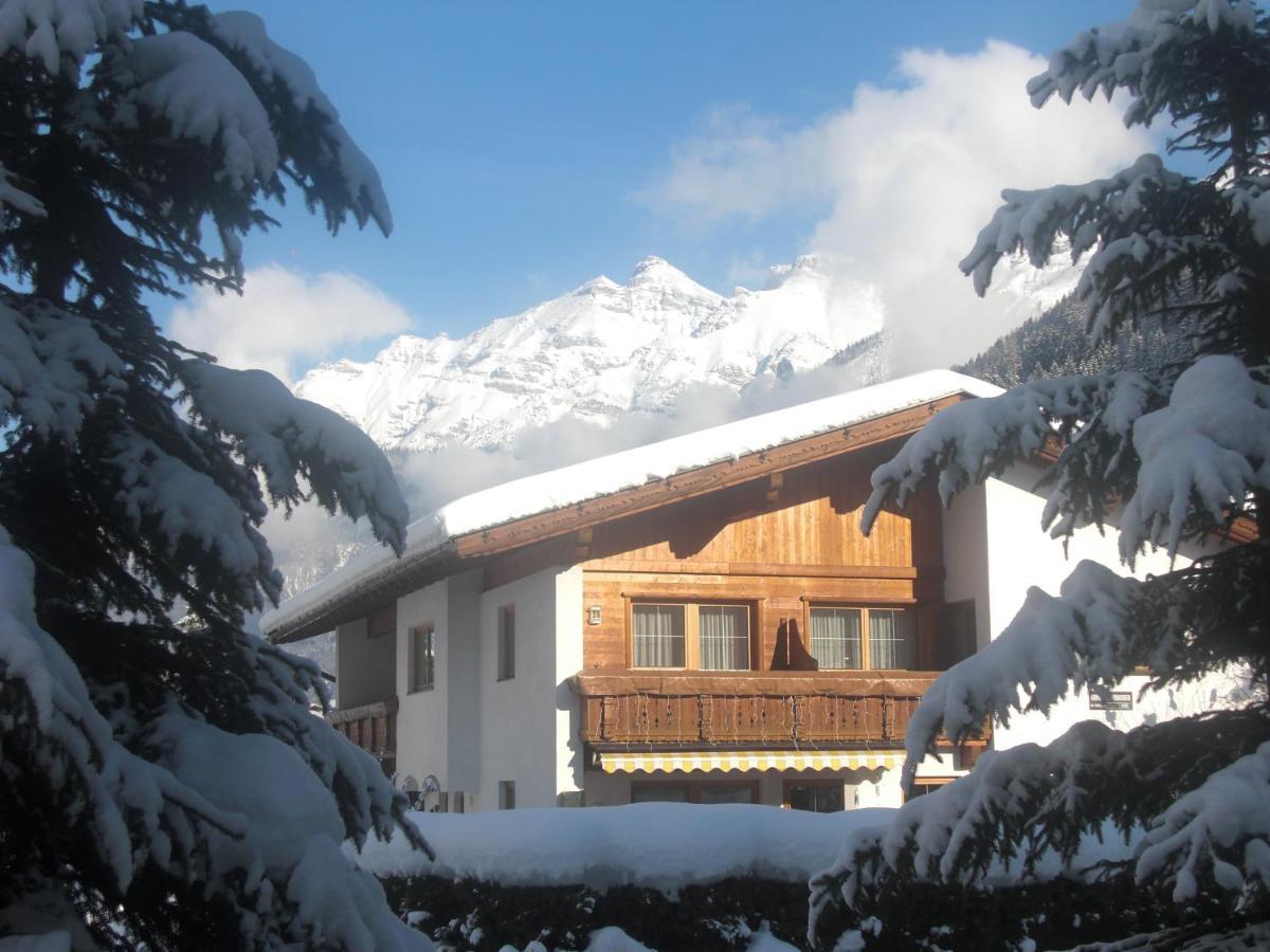 Ferienwohnung Haus Pfeifer Neustift im Stubaital Exterior foto