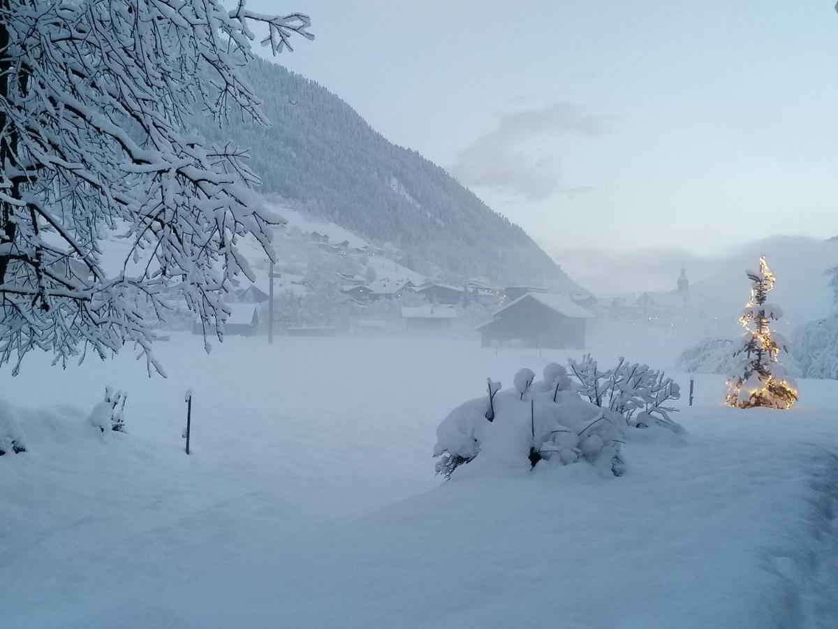 Ferienwohnung Haus Pfeifer Neustift im Stubaital Exterior foto