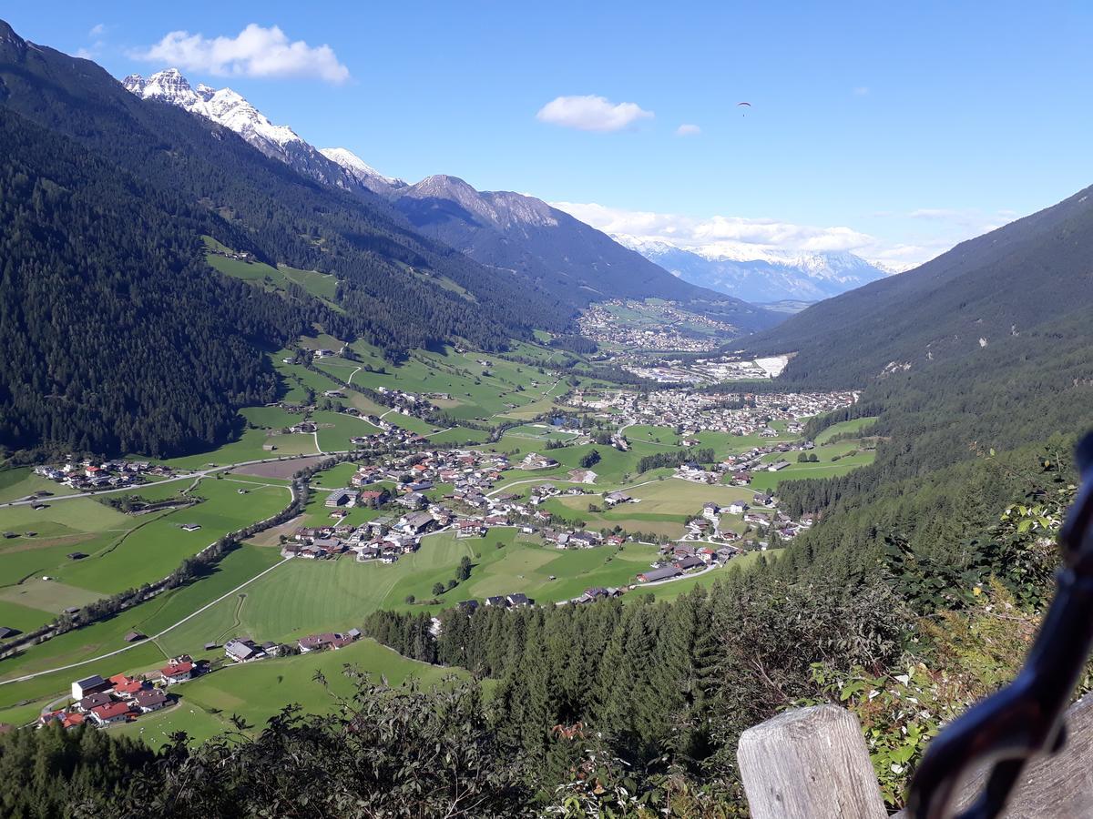 Ferienwohnung Haus Pfeifer Neustift im Stubaital Exterior foto